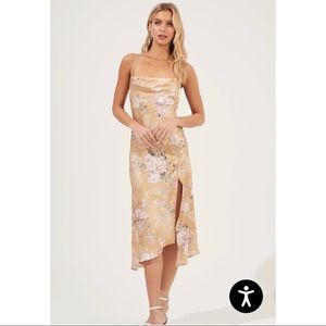 ASTR Gaia Floral Midi Dress